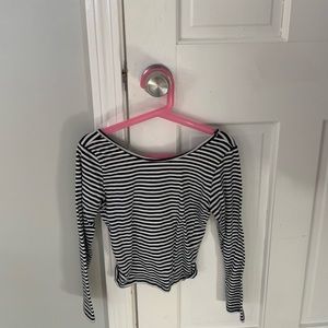 Cropped Long Sleeve